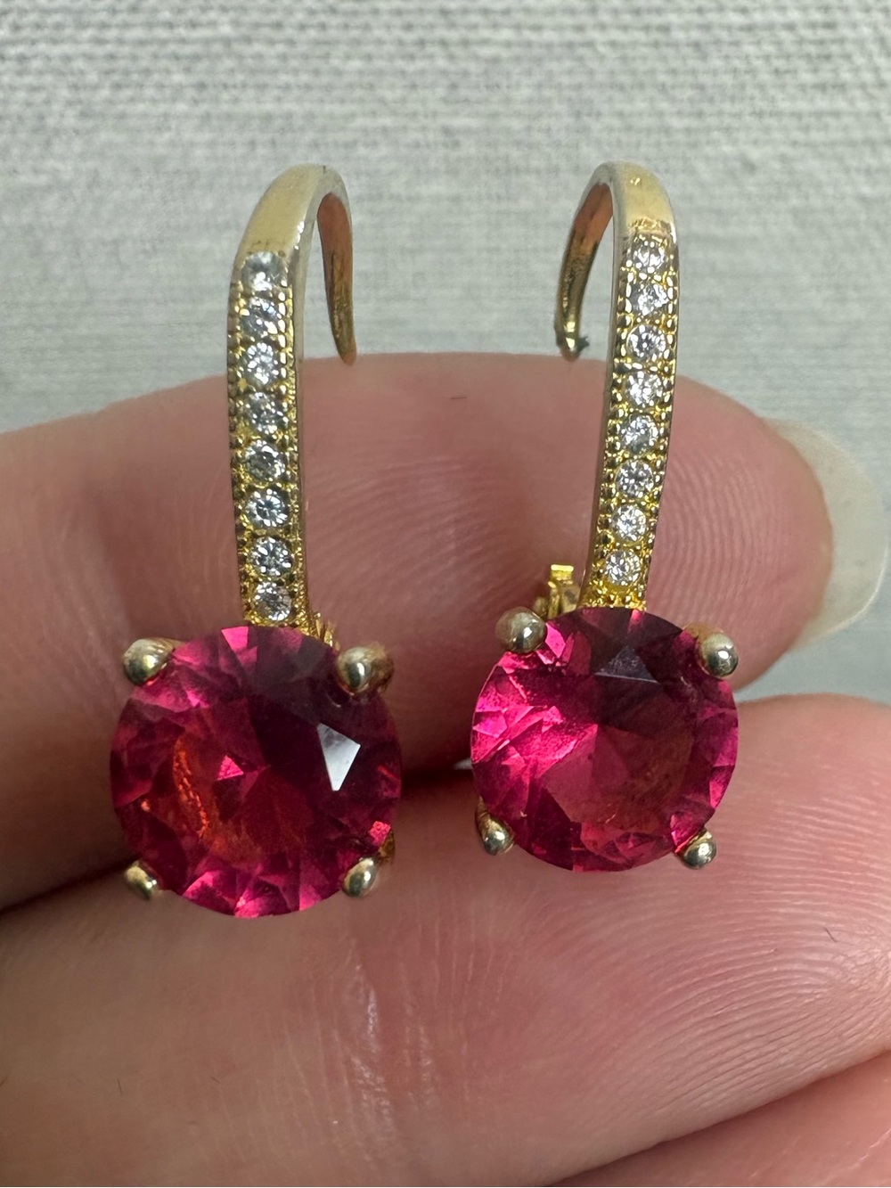 925 Sterling Silver Red Crystal Leverback Earrings